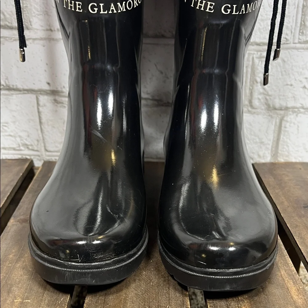 Juicy Couture Black Glossy Winter Rain Boots